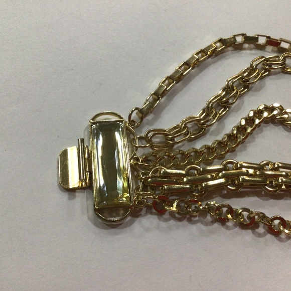 Two gold tone, bracelets. Both in excellent shape. - Picture 4 of 5